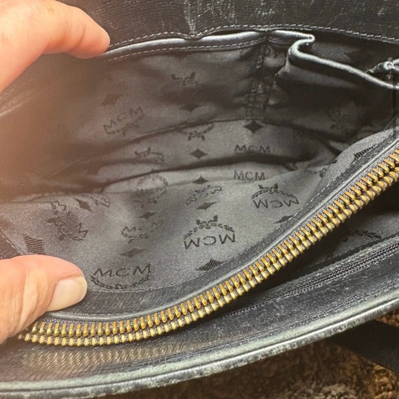 MCM Black Shoulder Bag & Matching Wallet Gold Hardware purse handbag luxury - Picture 6 of 16